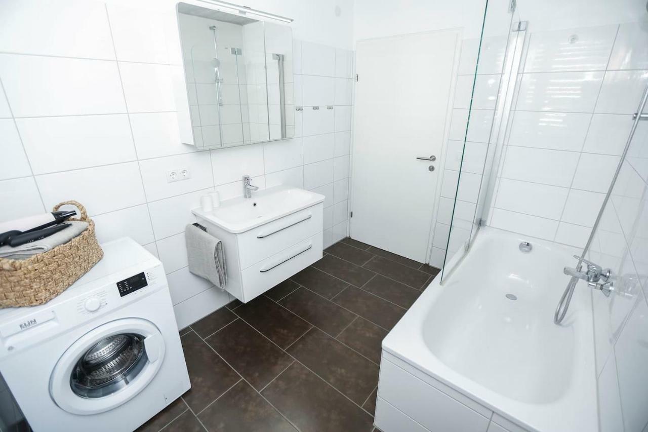 Gartenwohnung In Praemierter Wohnanlage Klaus  Exteriör bild