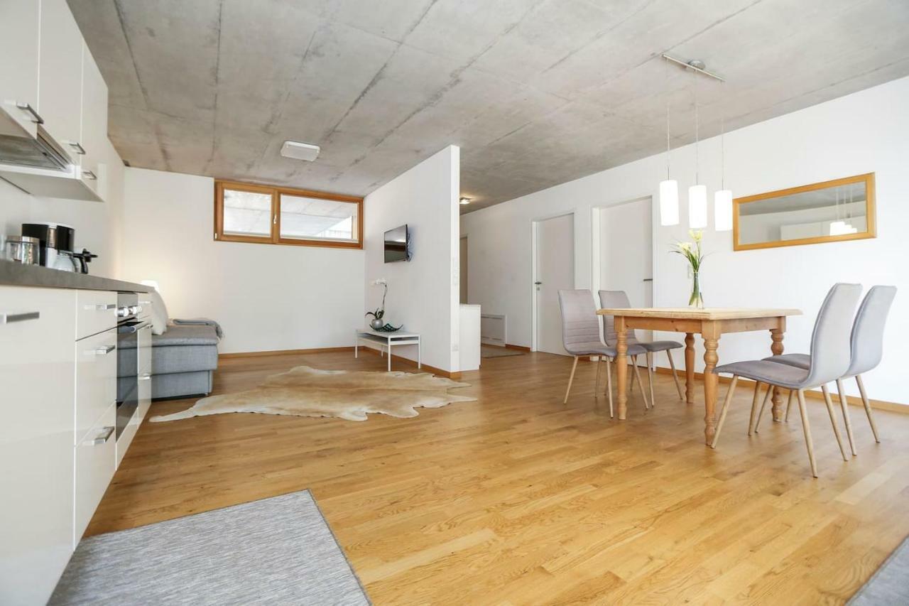 Gartenwohnung In Praemierter Wohnanlage Klaus  Exteriör bild